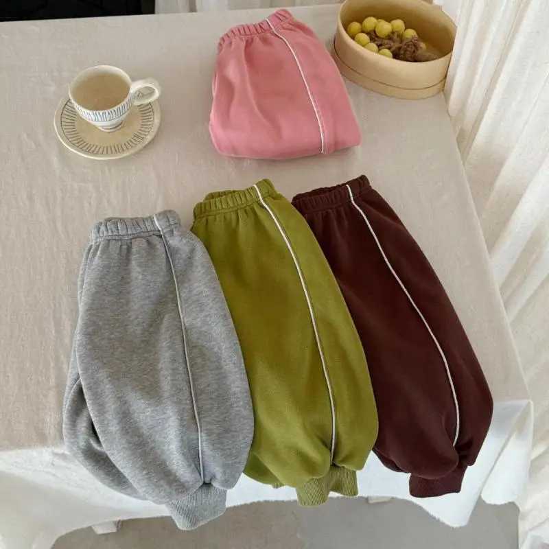2025 Winter New Children Fleece Trousers Boys Girls Sweat Pants Plus Velvet Thick Baby Harem Pants Fashion Kids Warm PantsT251027