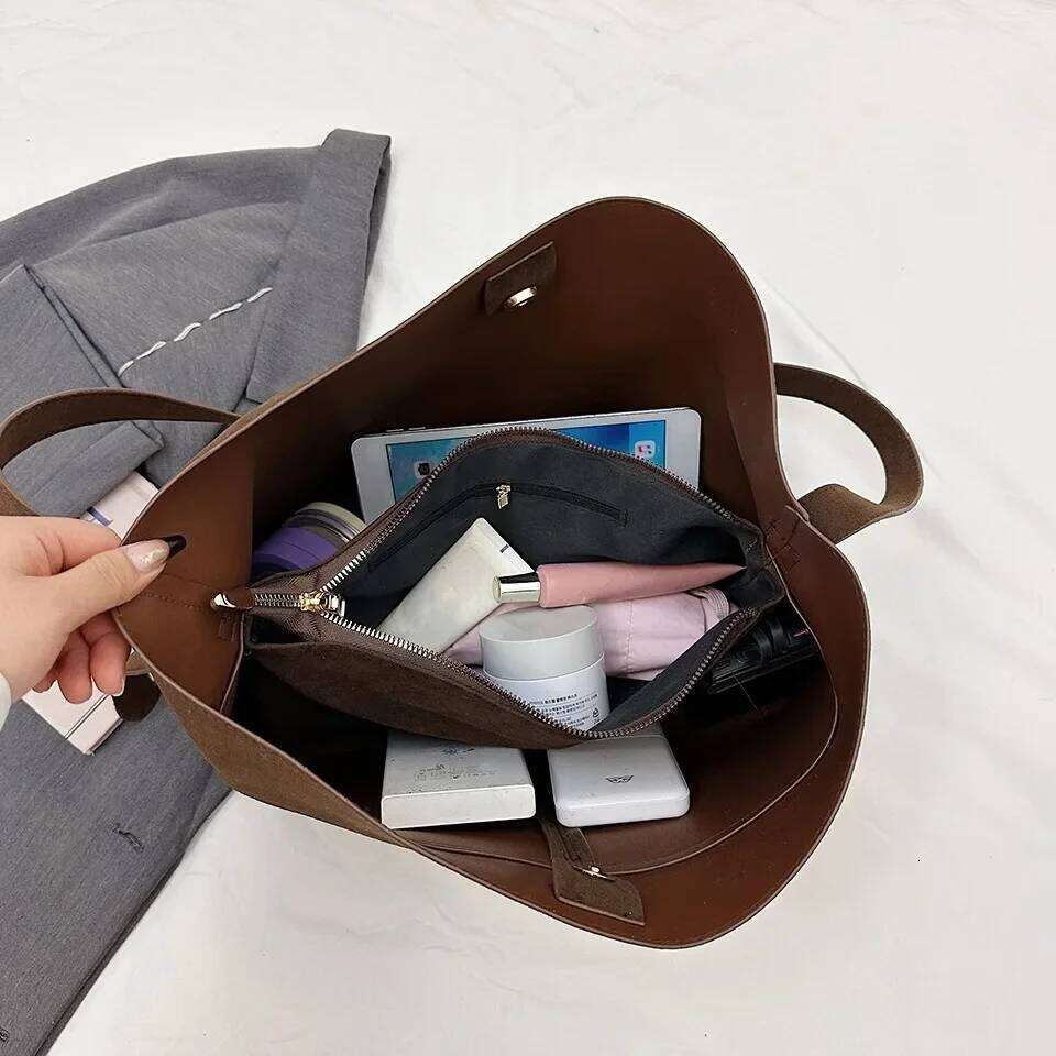 Designer Luxury VONMONAN New Winter Faux Suede Women Tote Shoulder Bags Retro Color High End Female Crossbody Bag Huge Commuting Travel Handbag