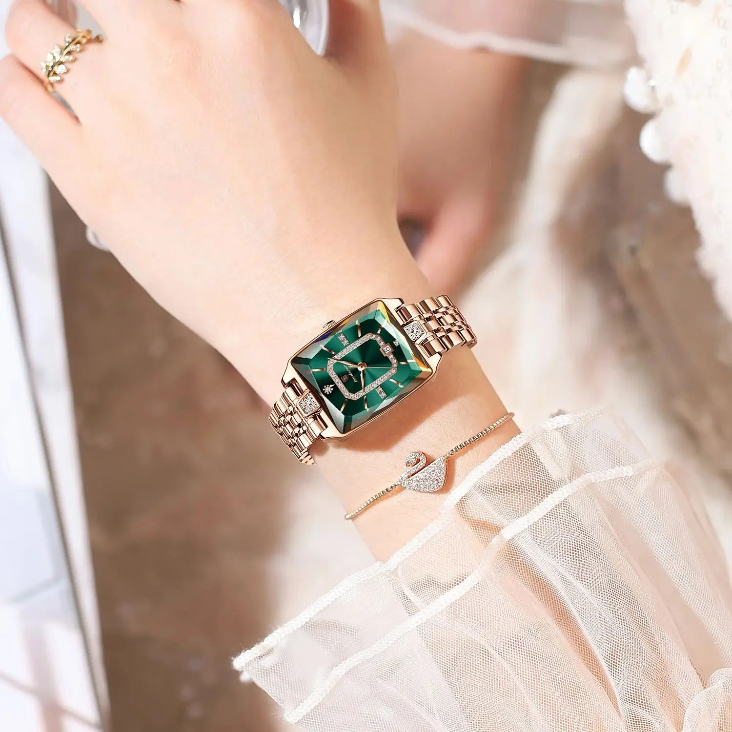 POEDAGAR Ladies Wristwatch Waterproof Stainless Steel Date Women Watch Casual Fashion Quartz Womens Watches Reloj 251021