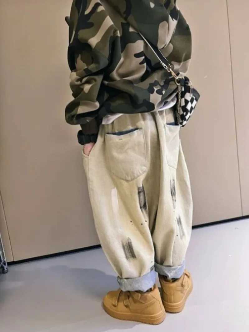 2025 SpringAutumn Boys HipHop Long Pants Kids Size 1214 Versatile Graffiti Casual Streetwear TrousersT251027