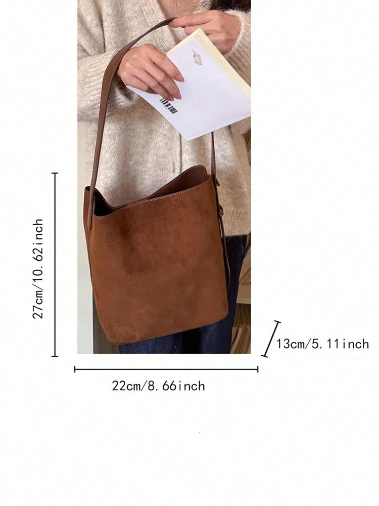 AutumnWinter Retro Suedette Crossbody Bag Large Capacity Shoulder Fashion Daily Womens 251014