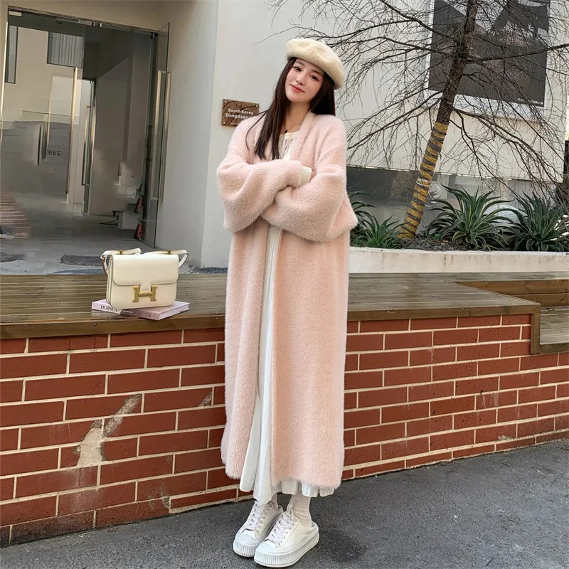 023 AutumnWinter Lazy Style Loose Knee Length Thickened Pure Mink Fleece Knitted Sweater Cardigan Coat Womens Coat 251027