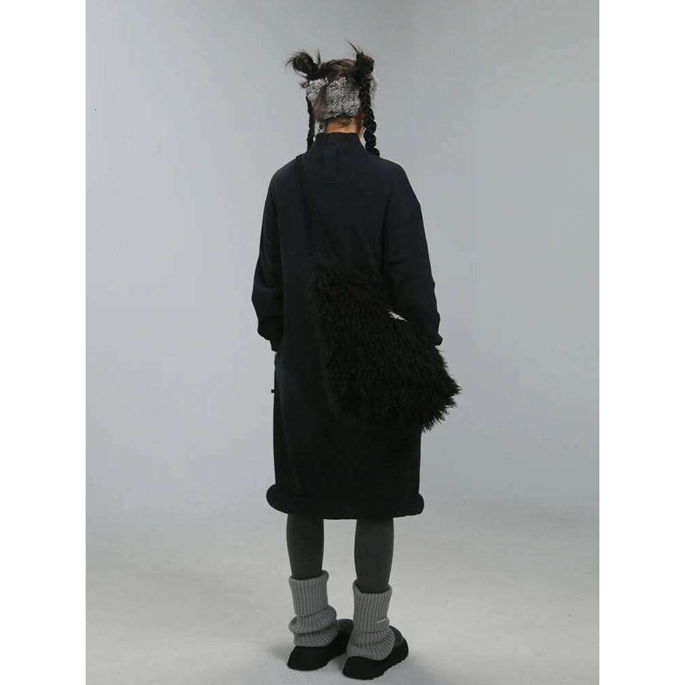 Designer Luxury Autumn Winter Fashion New Original Bucket Type Single Shoulder For Women Large Capacity Portable Plush S Bag Trendy