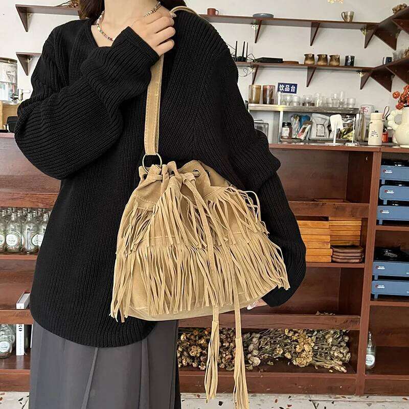 Designer Luxury Simple Retro Drawstring Bucket Fringed Bag Single Shoulder And Cross Body Handbag For Women