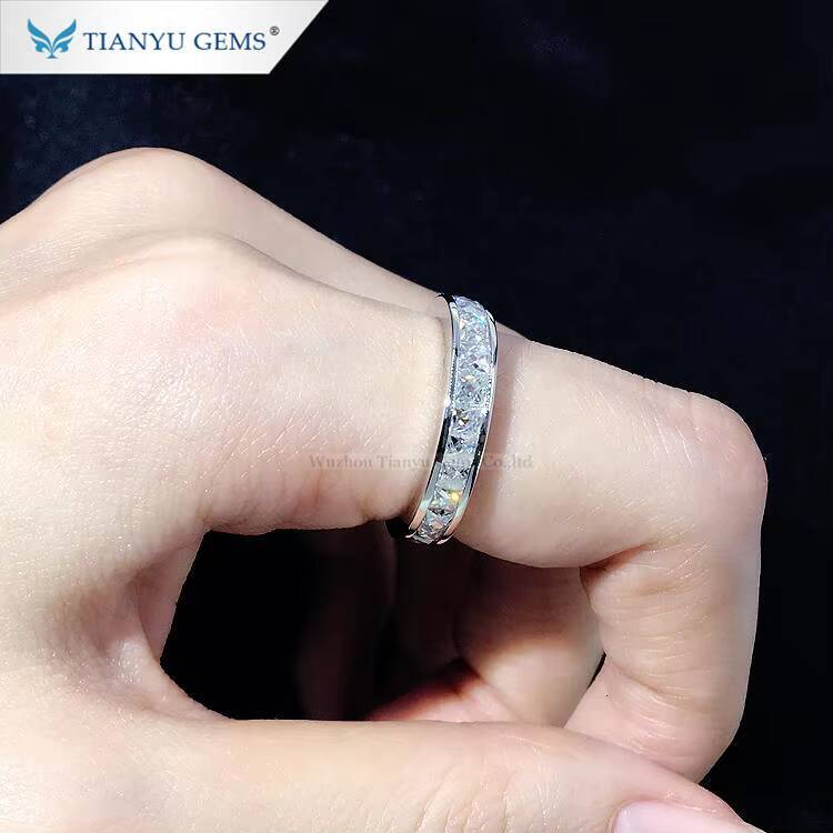 Tianyu Gems Channel Set French Cut 25mm Moissanite Band Ring D VVS1 Stone Women 18k 14k 10k White Gold Rings Wedding Jewelry