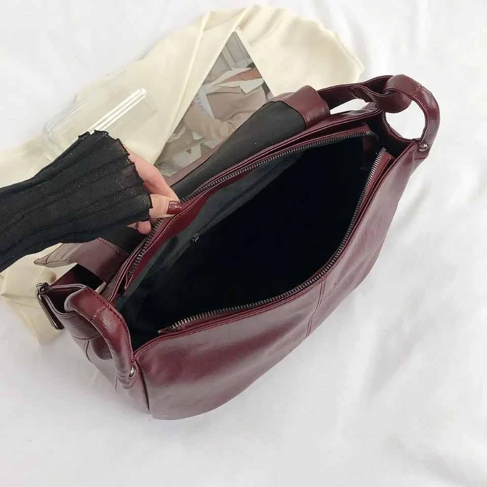 Burgundy Large Leather Bag Women er Solid Color Crossbody Bag Soft Casual Shoulder Bag Women Bolsa Purse 251027
