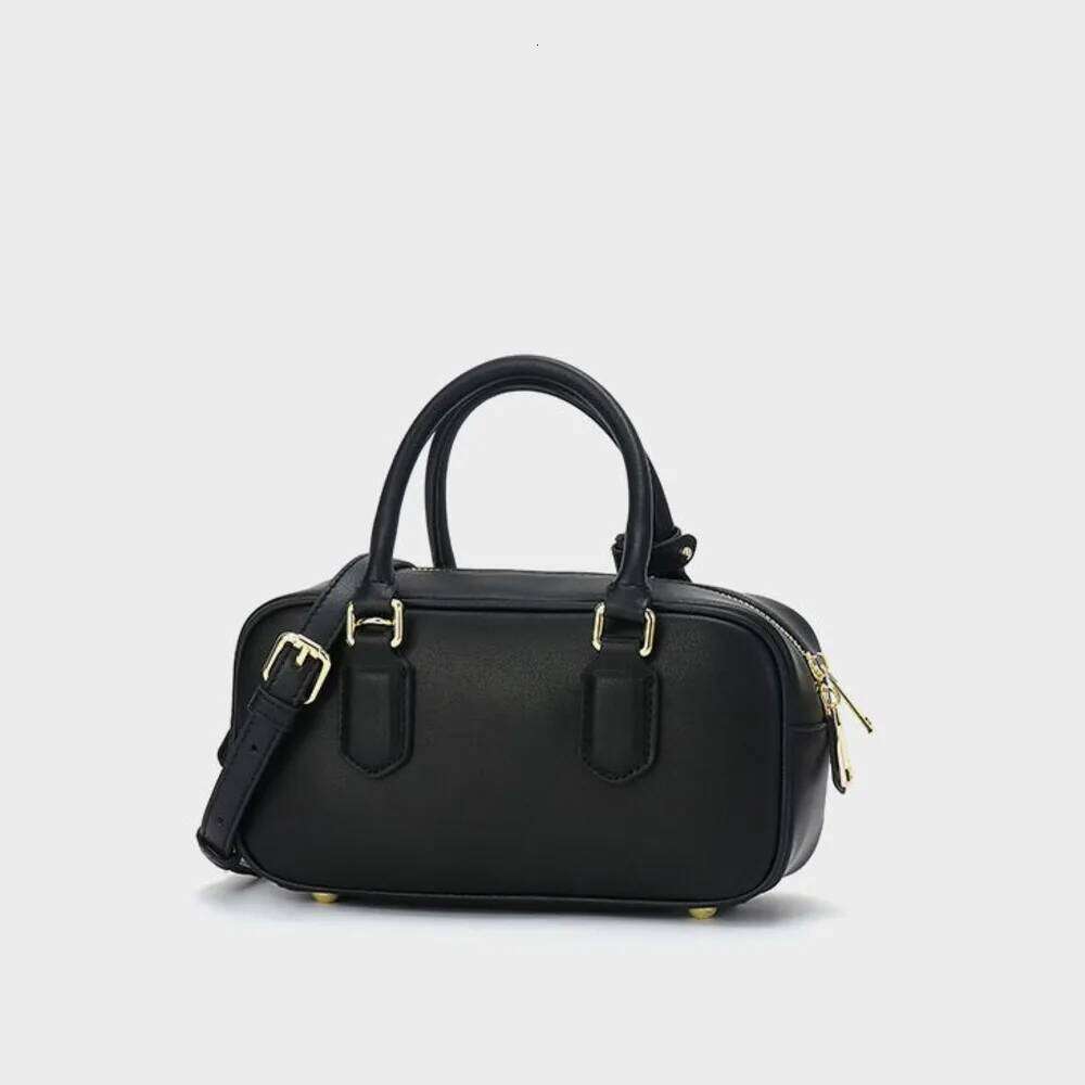 Designer Bags Summer Crossbody Versatile Shoulder Large Capacity Commuter Bowling Korean Genuine Leather Women's Bag Free Labubu Pendant As A Gif