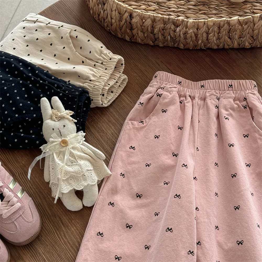 Baby Girls Autumn Pants 29 Years Heart Bowknot Printed Girls Trousers Simple Elastic Waist Kids Baby Girls Straightleg PantsT251027