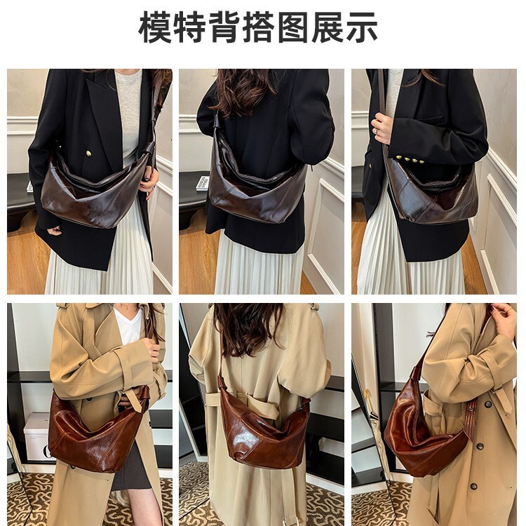 Free shipping designer bag Autumn Winter New Niche High-End Large Capacity Shoulder Bag Women Crossbody Bag Casual Fashion Versatile Dumpling Bag