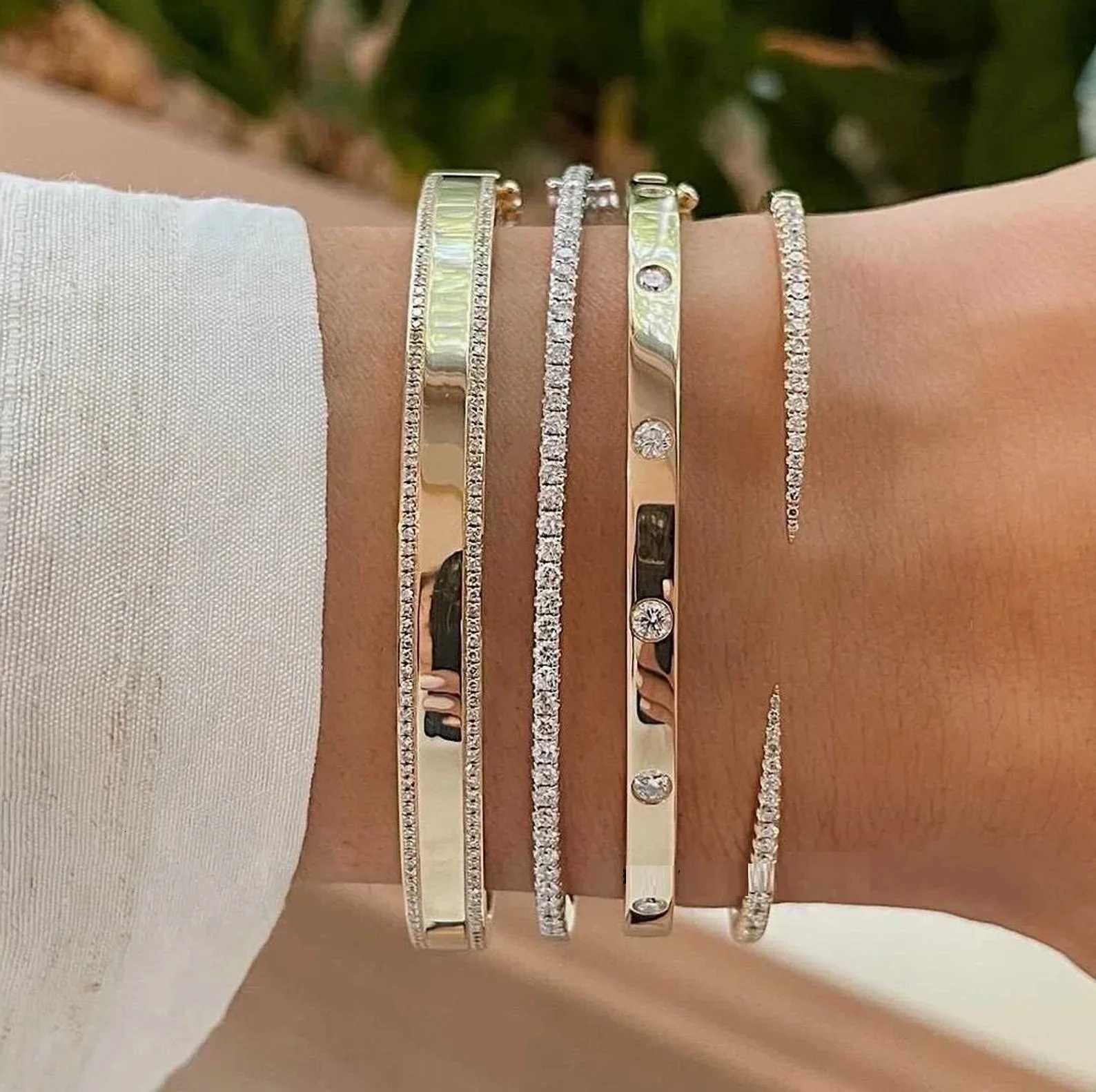 2025 New Arrived Hot Selling Fashion Wen Jewelry Thin Spike CZ Paved Open Adjusted Bang BracetW251027