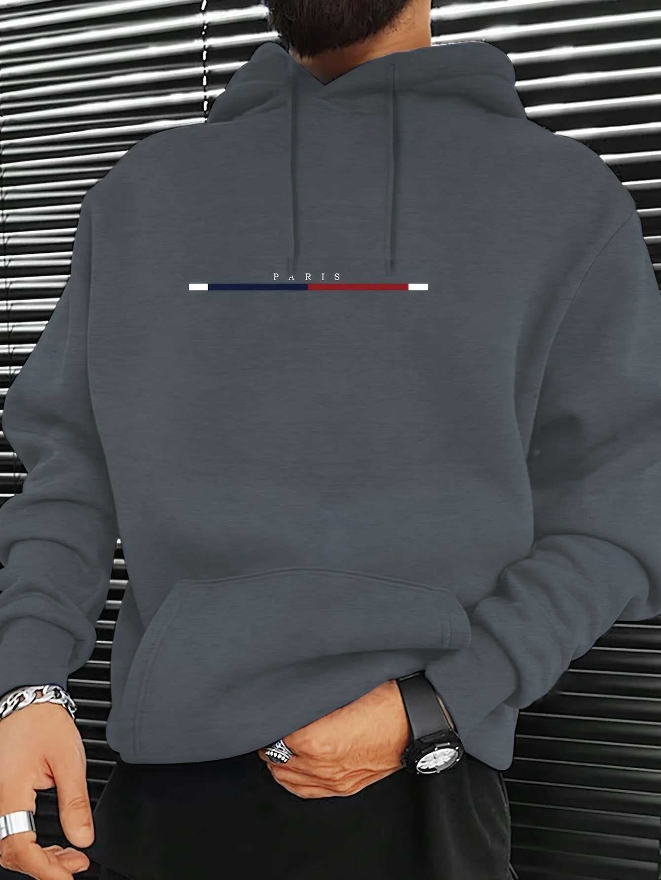 Mens autumn and winter casual fashion loose Paris pattern printed long sleeved hooded sweatshirt warm pullover W251027