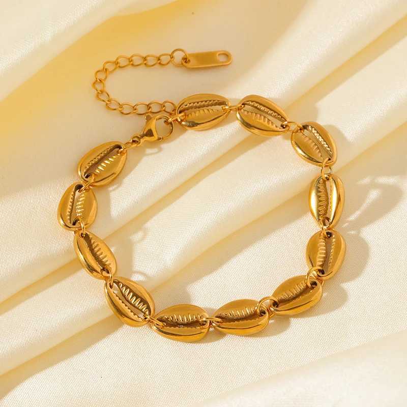 GANLY 316L Stainss Steel Metal Gold Color Shellshaped Wrist Chain Bracet For Wen Waterproof Trendy Gift Jewelry BijouxW251027