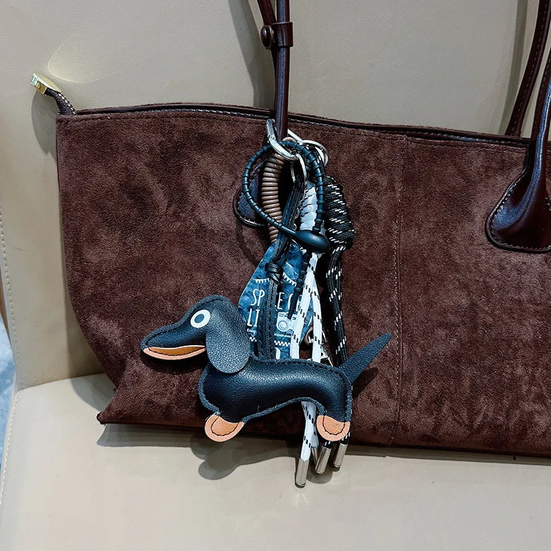 Vintage Dachshund Puppy Car Wiener Dog Keychain Bag Pendant Lanyard Chocolate Braided Rope Accessories Jewelry Trinket Key Ring 251023