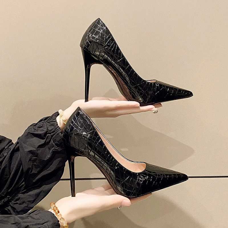 Women High Heels Stiletto Pumps Pointed Toe Green Nude Heels Office Lady Serpentine Patent Leather Wedding Party Prom ShoesXJ251027