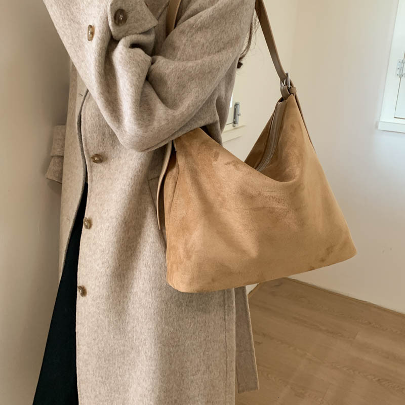 Free shipping designer bag Large Capacity Lazy Style Autumn Winter Simple High-End Suede Commuter Versatile Tote Bag