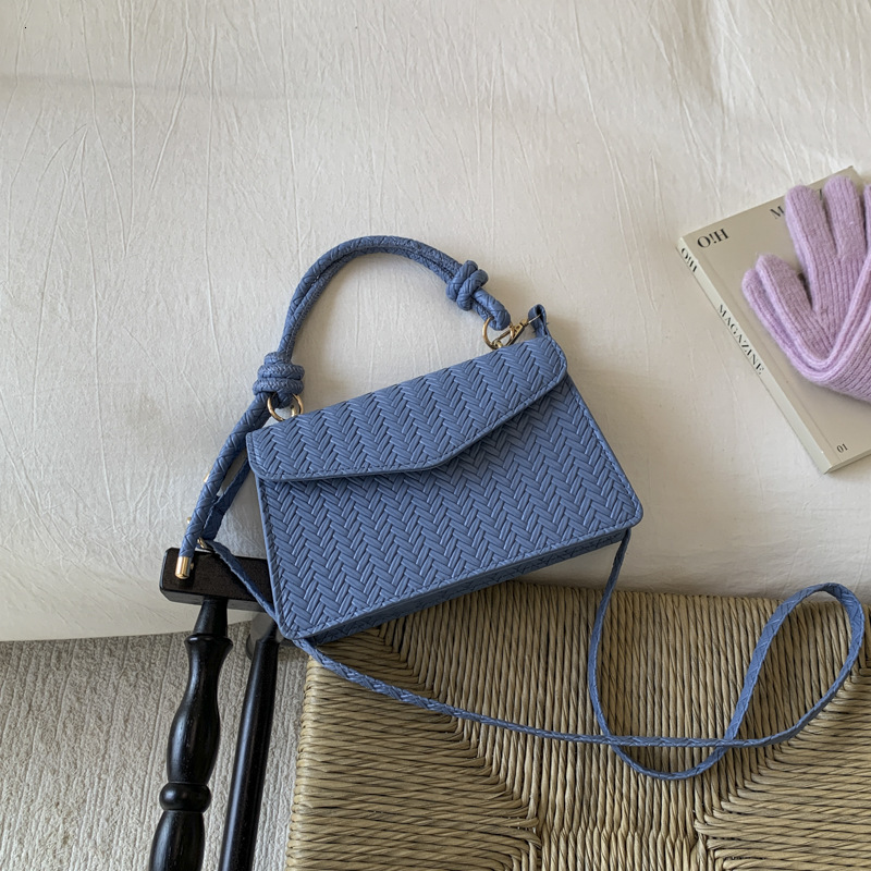 Minimalist fashion small square bag winter new woven texture solid color handbag casual retro luxury women's shoulder bag elegant designer bag