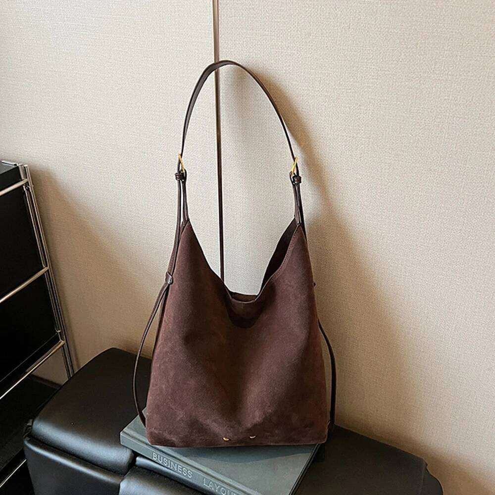 Designer Luxury Shoulder Retro Matte Suede Bucket For Women New Tote Simple Large Capacity Single Shoulder Crossbody Bag