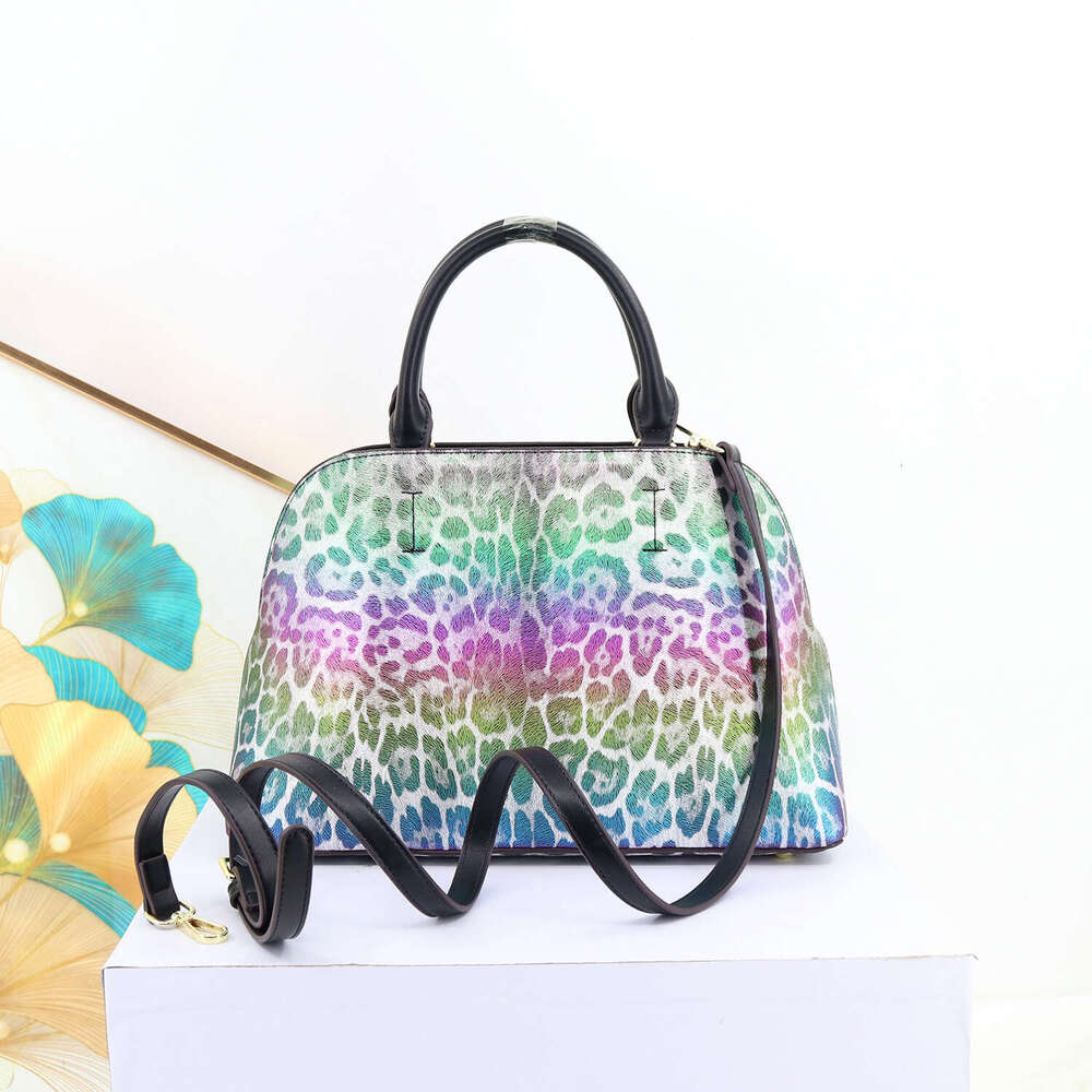 Premium Women's Handbag 2025 High-Quality Snake Pattern Designer Bag, Stylish Ladies Bag with Trendy Vibe