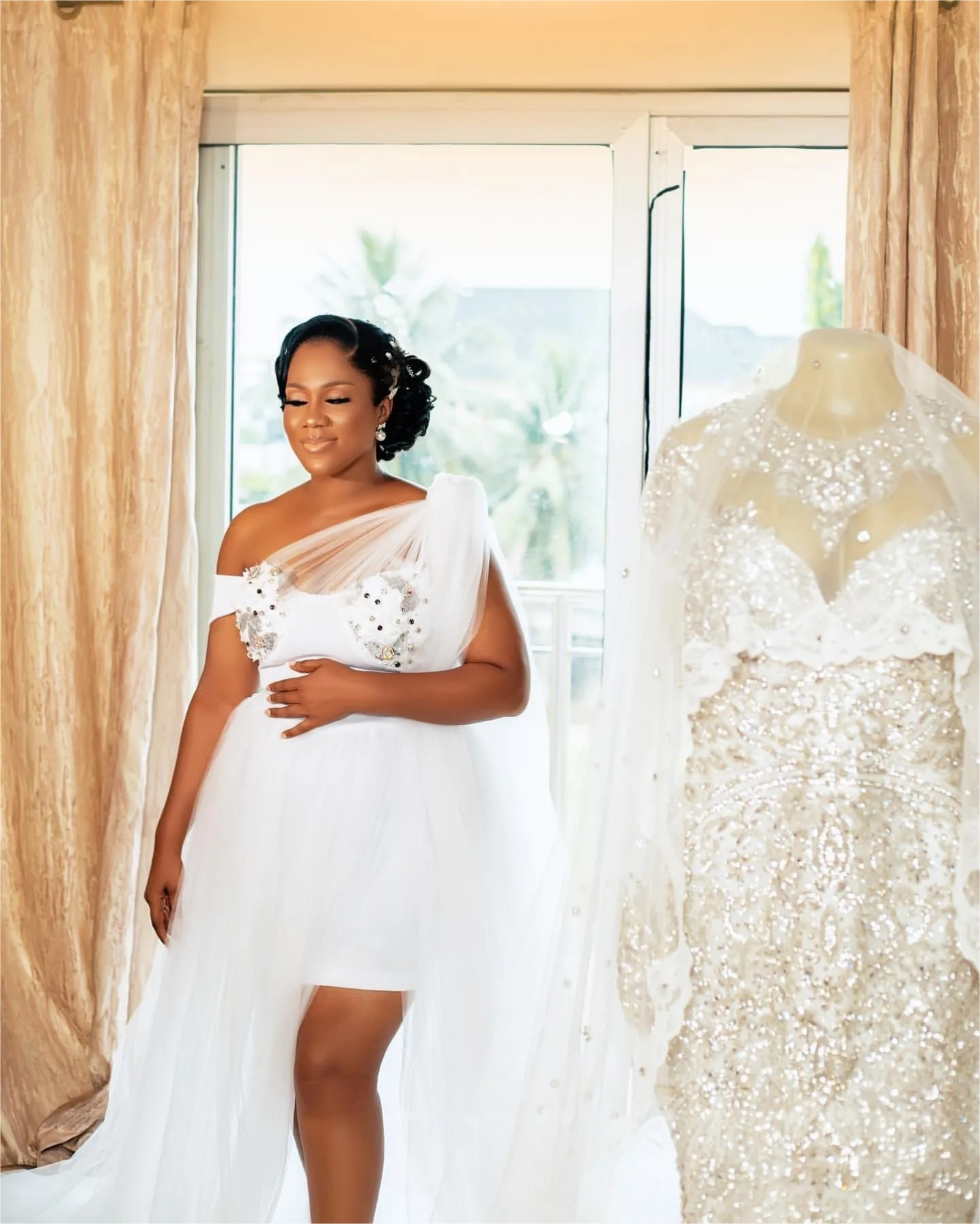 Arabic Aso Ebi Plus Size Mermaid Wedding Dress in Ivory with Lace Beaded Crystals and Luxurious Tiers