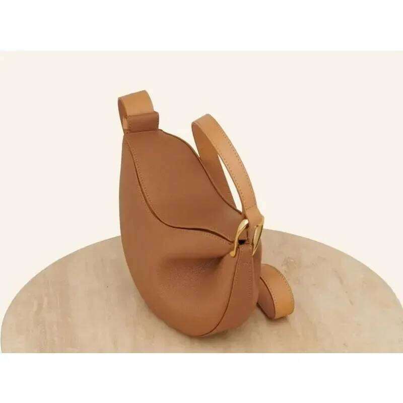 Genuine Leather Pea Women's 2025 Saddle Dumpling Bag, Small Shoulder Crossbody French Niche Bag