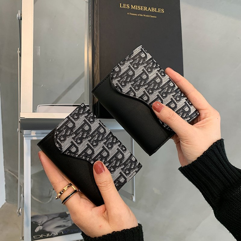 Luxury zero wallet hot selling European and American wallet women's short version 2025 new letter printed certificate bag card bag thin version n