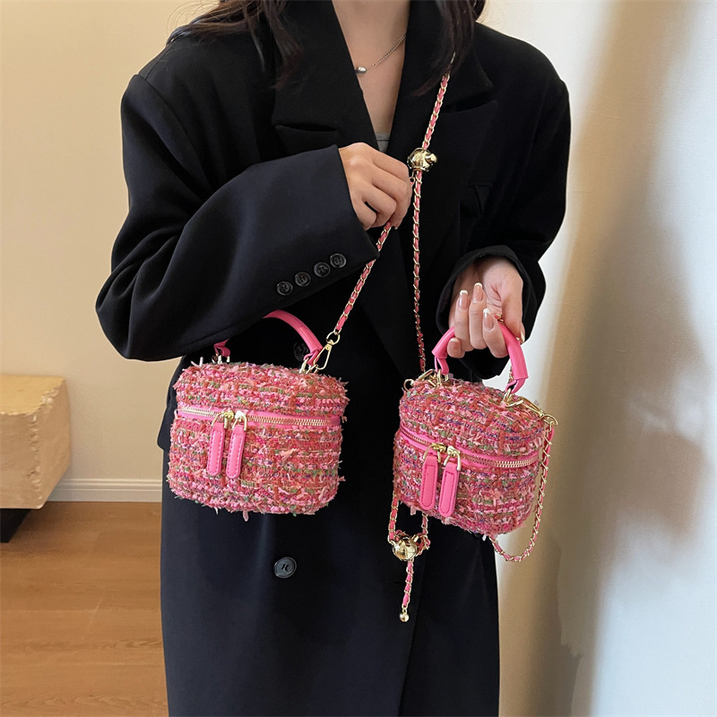 Free delivery designer shoulder bag Solid color minimalist comfortable handbag for daily casual fashion