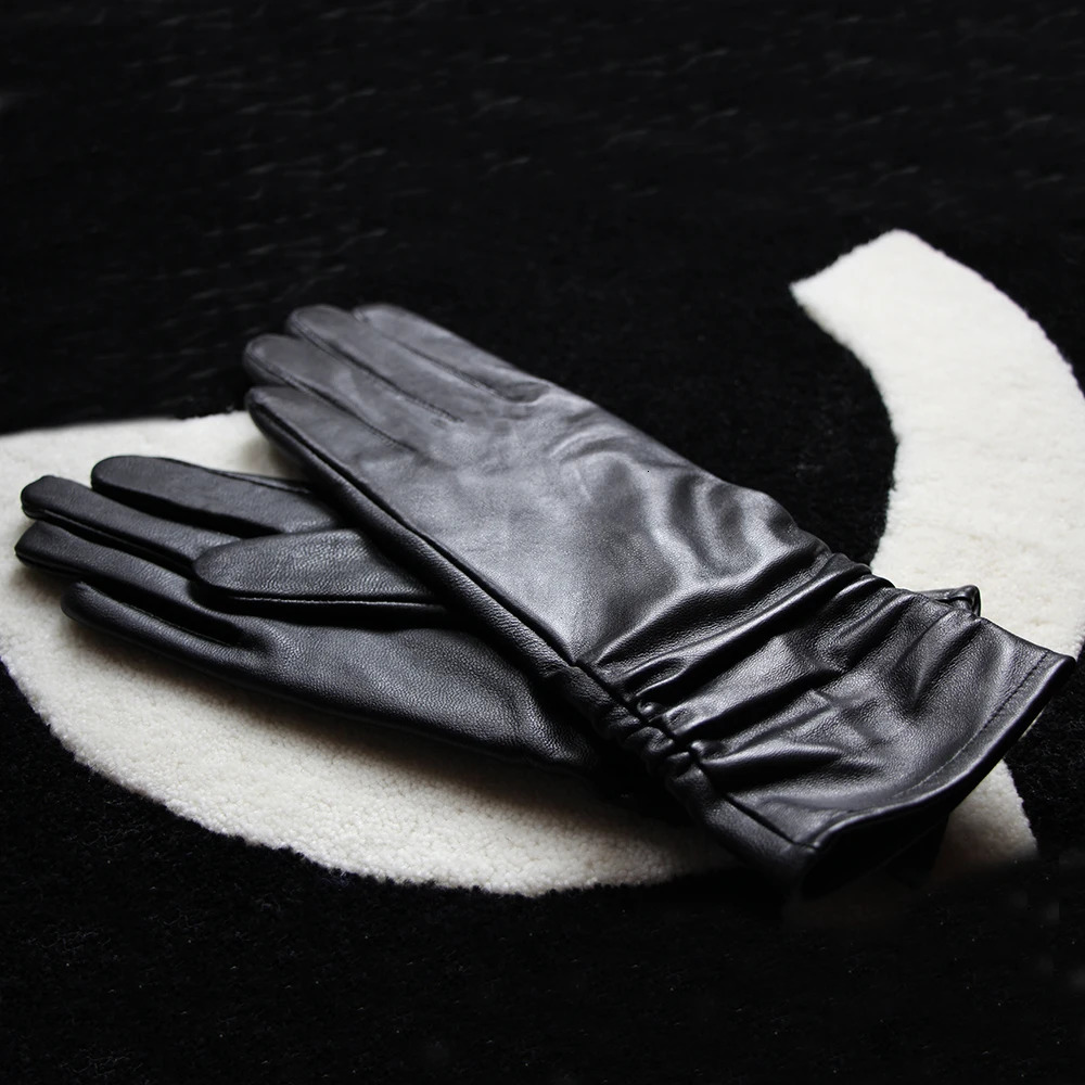 25cm Classic Pleated Genuine Leather Glove Color Real Leather Gloves Sheepskin Leather Femal Winter Gloves 251021