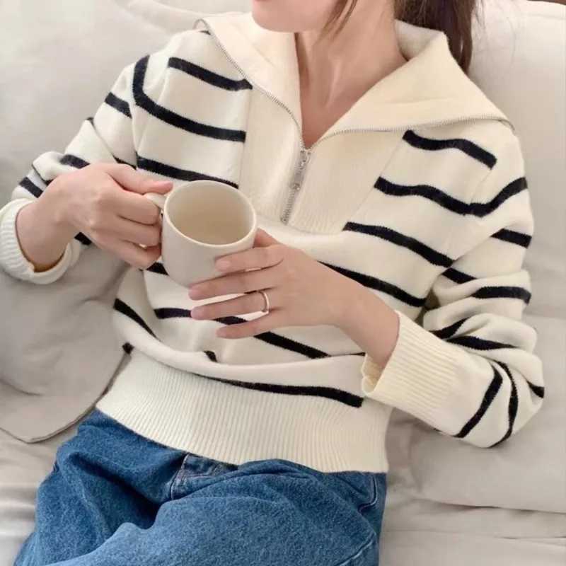 Fashion New Autumn and Winter Striped Zipper Turn Down Collar Womens Long Sleeve Sweater Elegant Casual Straight Knitwear TopT251027
