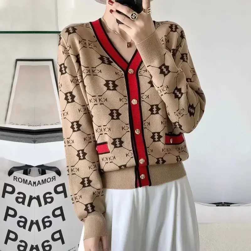 Chic Pink Knitted Cardigan Vintage Print Knit Sweaters Luxury Office Lady Coat Singlebreasted Long Sleeve Tops Vneck CardigansT251027