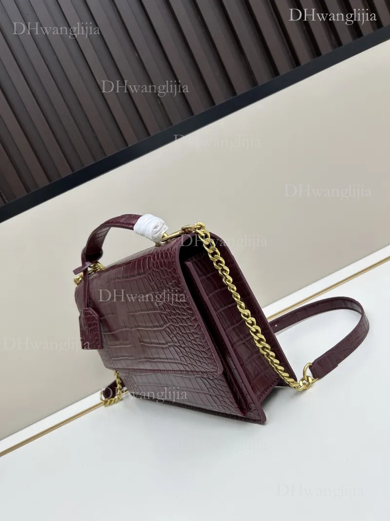 DHGM High quality fashion designer pleated Clamshell chain tote Classic Sunset Beautiful ladies organ bag