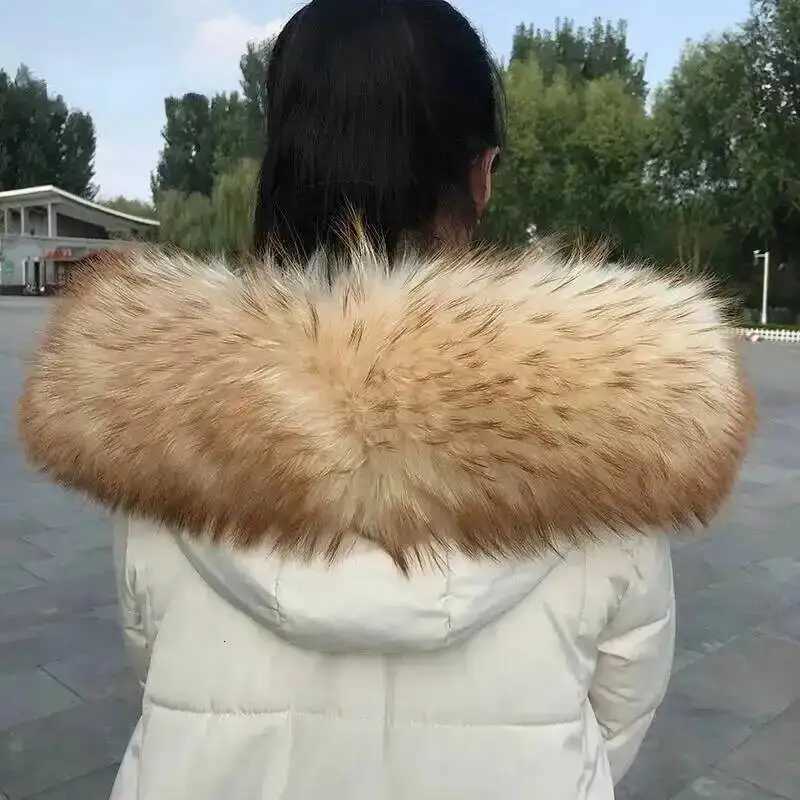 Real Fur Collar Luxury Warm Natural Raccoon Fur Scarf Wen Genuine Fur Collar Scarves Large Fur Shawl Ma CoatW251027