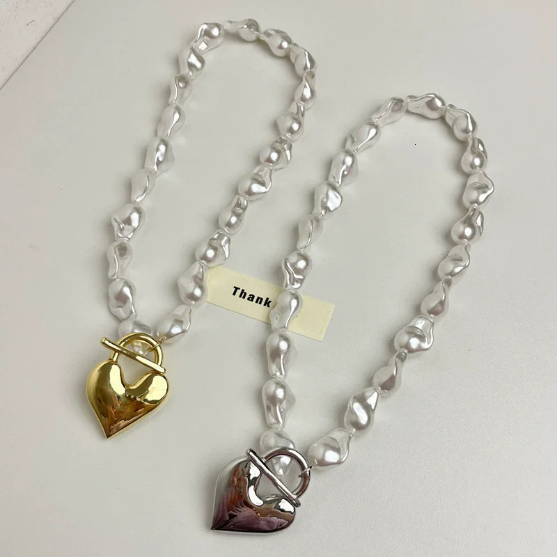 Pearl HeartShaped Necklace For Women HeartShaped Pendant Necklace Fashionable Womens Jewelry Accessory 251023