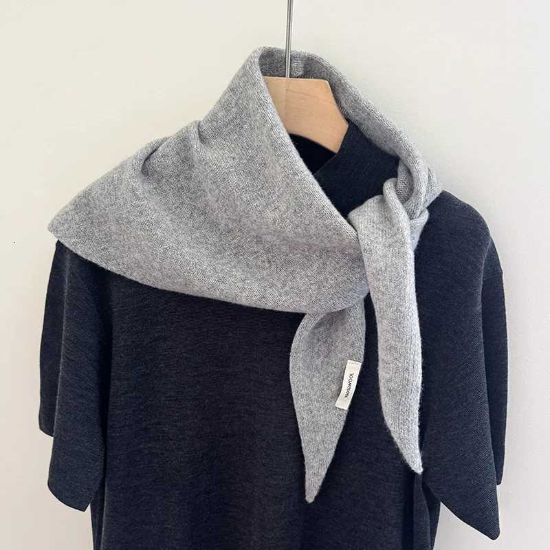 Knitted Scarf Wen Wool Winter Warm Scarves Bright Solid Color Design Thicke Shawl Soft Triang Pashmina Neck 2025 NEWW251027