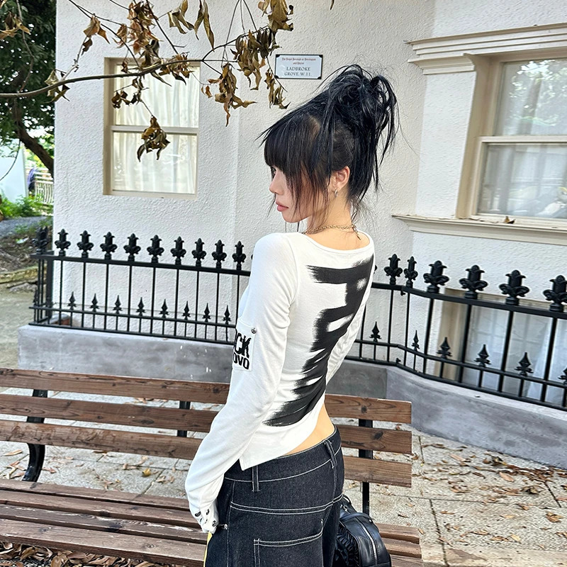 Tonngirls American Retro Print Tshirt Women Long Sleece Button Graphic Tops Y2k Tops 2000s Japanese Grunge Tops Egirls Autumn 251027