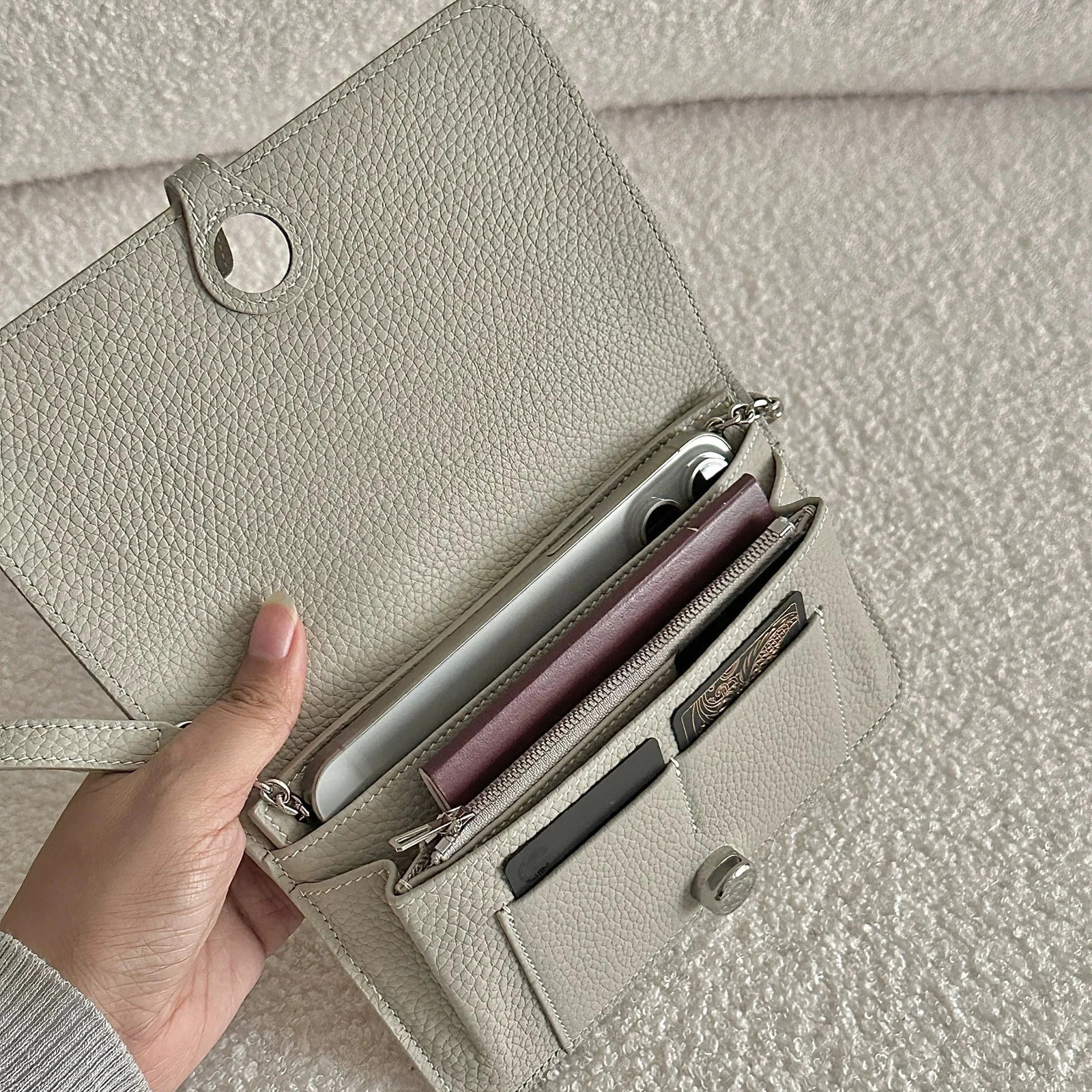 Free Customizable Name Cowhide Passport Case Wallet Women Phone Bag MultiPurpose THREEINONE SingleShoulder Crossbody Bag 251027