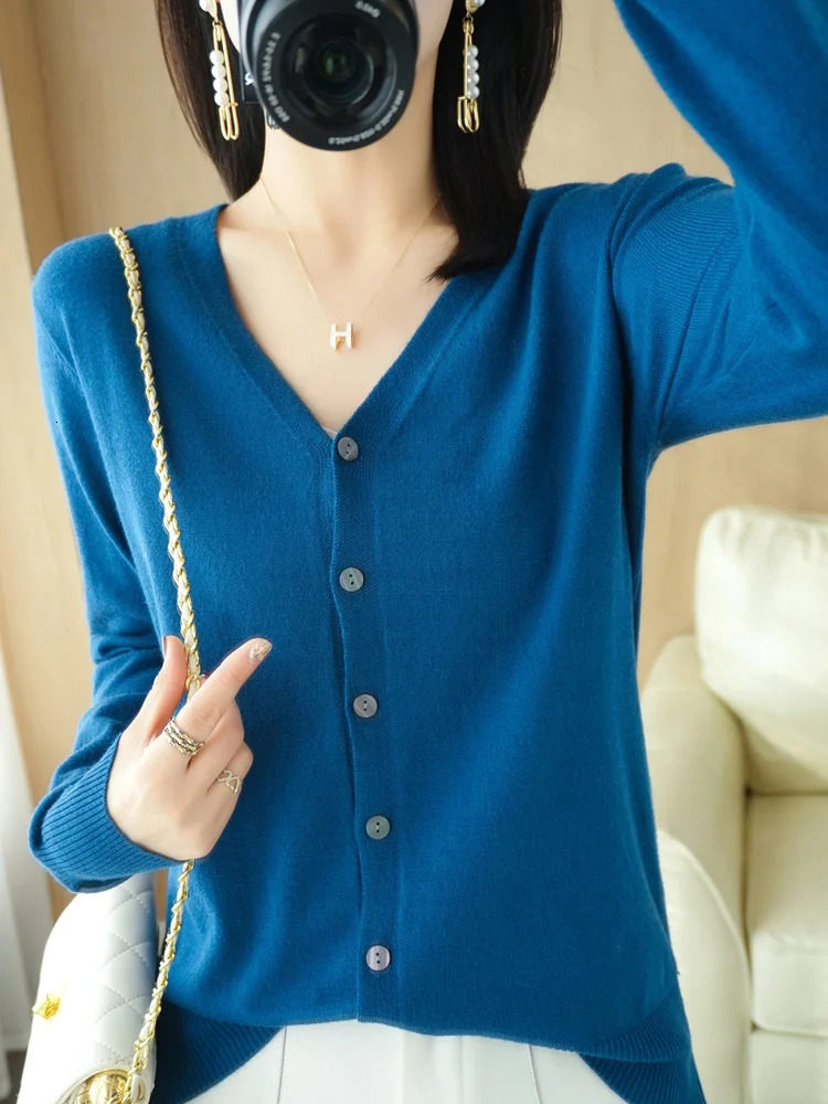 Early Autumn Andy Cashmere Knit Cardigan VNeck Solid Color Fashion HighGrade Comfortable Loose Casual Knitwear GH021 251027