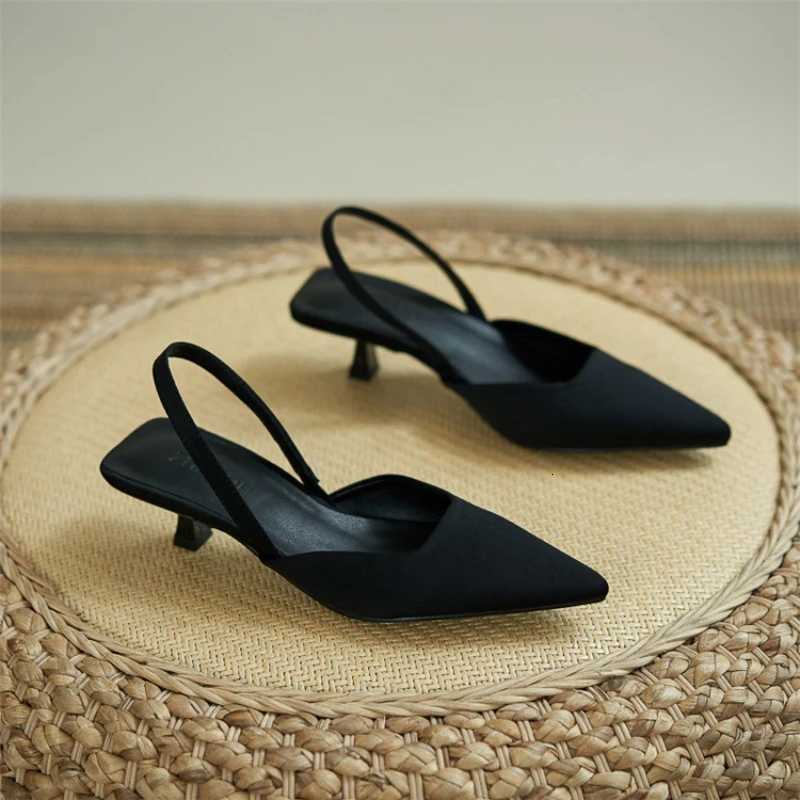 Summer new womens shoes thin heel high heel pointed back empty flat bottom word with temperament sandals womenXJ251027