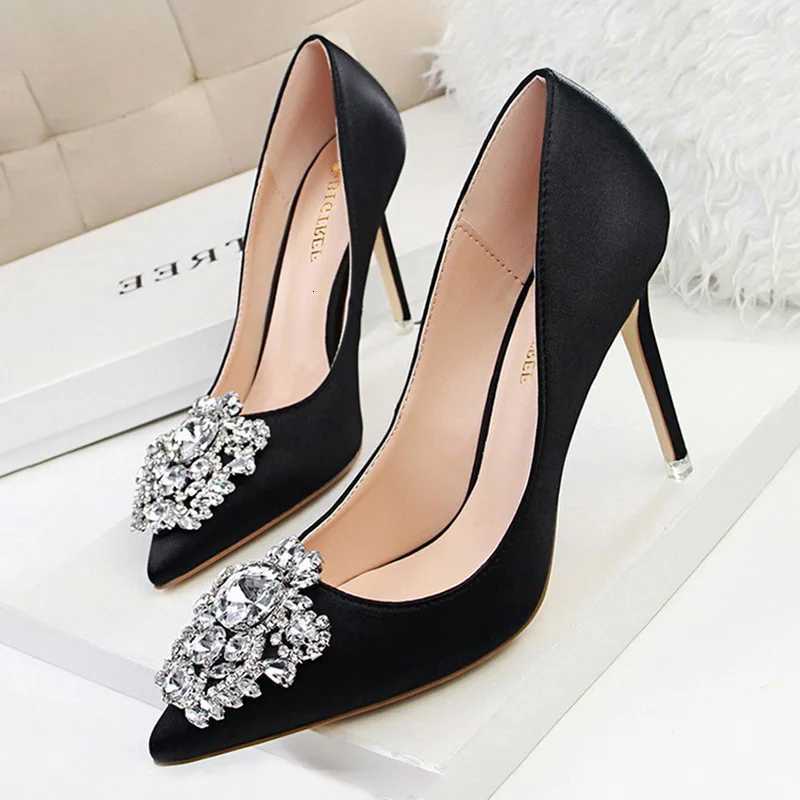 CINESSD Sier Gray Black Women Bridal Wedding Shoes Faux Silk Satin Rhine Crystal Shallow Woman Pumps Stiletto High HeelXJ251027