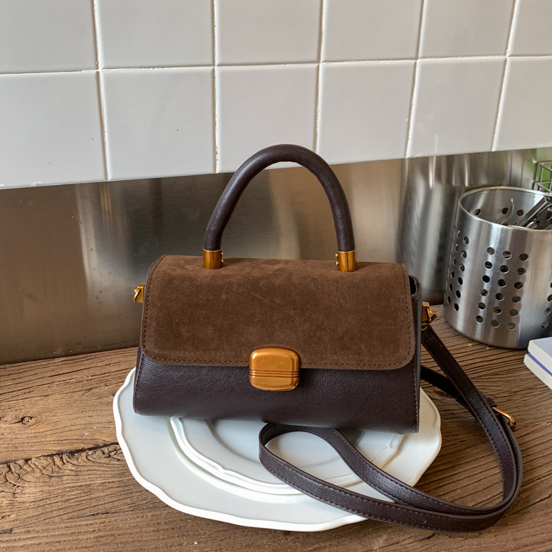 Free shipping designer bag Autumn and Winter New High-End Versatile Handbag for Women Commuting Single Shoulder Crossbody Small Square Bag