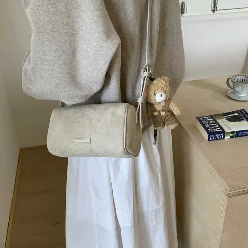 Mobile Phone Bag Fashionable Crossbody Bags for Women Shoulder Bags Casual Retro Suede Bucket Bag Designer Bags Y251027