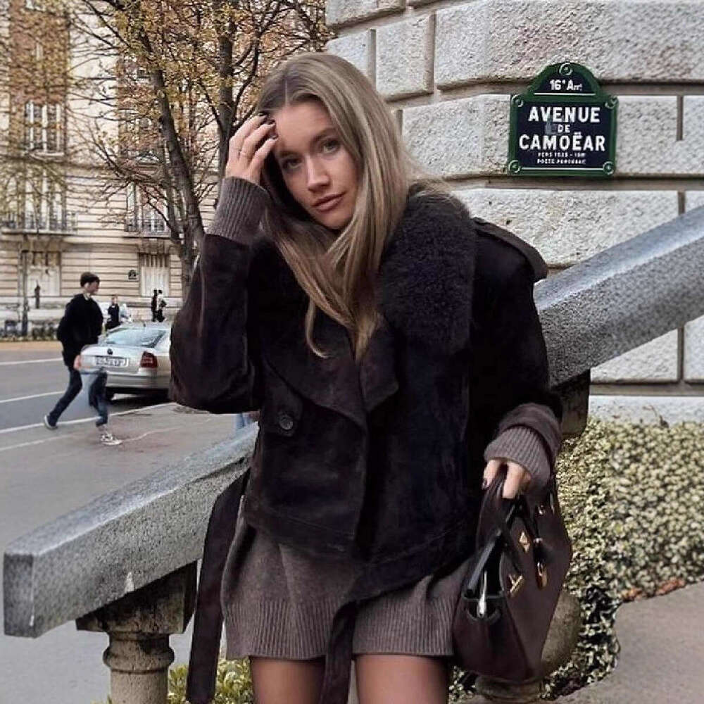 Vintage Lapel Suede Lace Up Jackets Women Solid Fur Collar Pad Shoulder Short Coats 2025 Female Autumn Chic Casual Streetwear