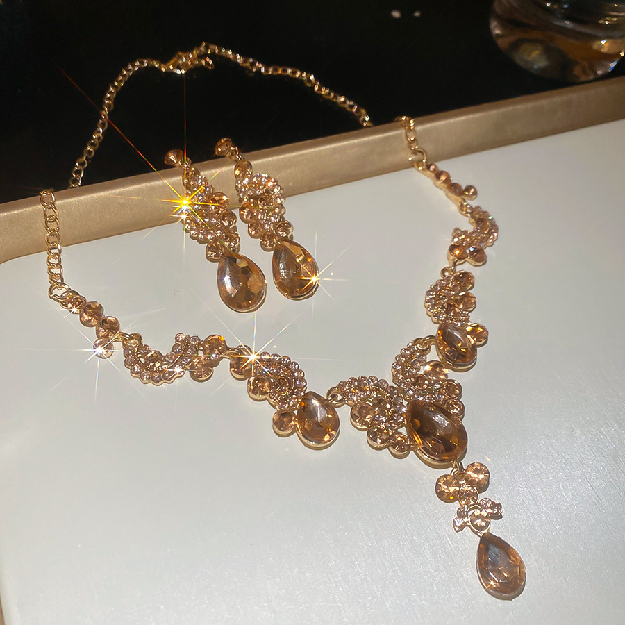 Bridal Tiara Three-Piece Luxurious and Elegant Wedding Accessories Set High-End Necklace Earrings Crown - view 8