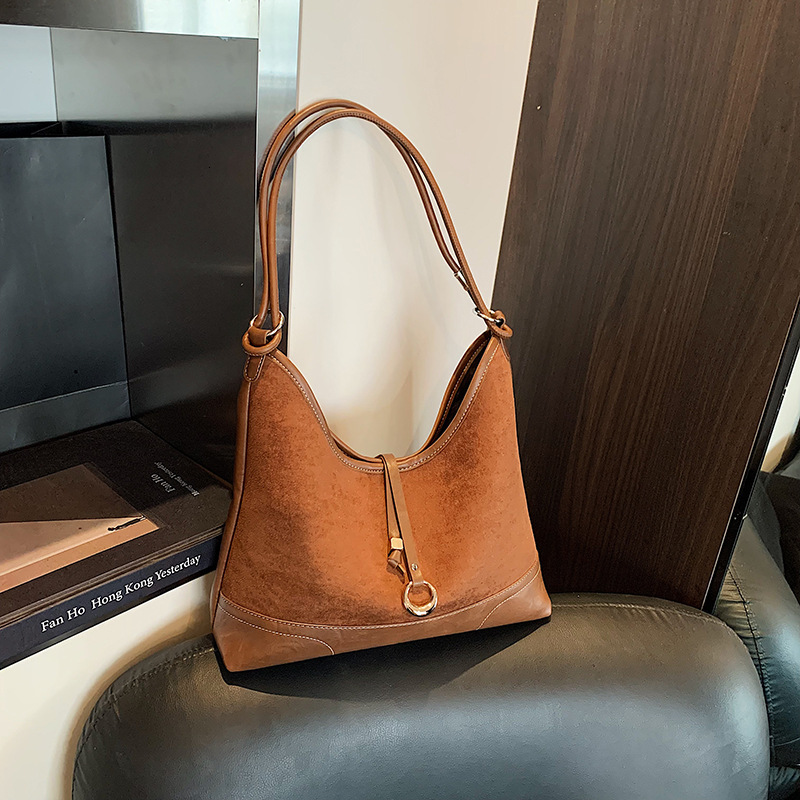 French retro suede design handbag autumn and winter new trend luxury style armpit bag women's shoulder bag elegant designer bag