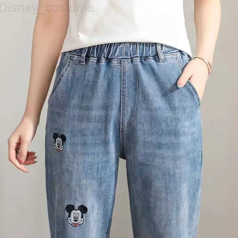Disney Creative series Mickey womens new cute cartoon embroidery pattern simple fashion loose comfortable highwaisted jeans H251027