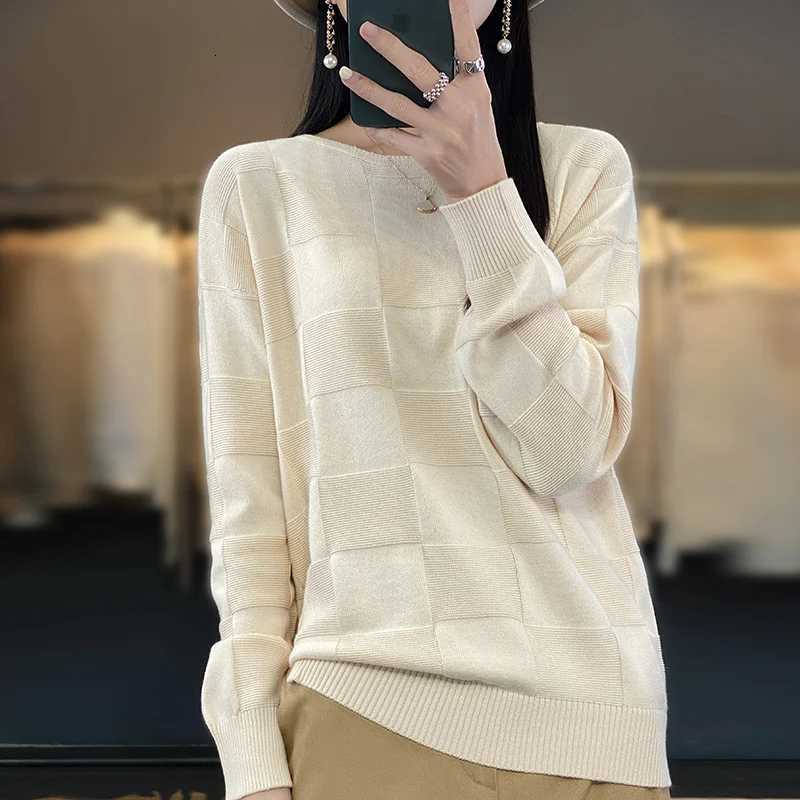 Autumn Winter New Women 100 Cotton Soft Sweater Round Collar Square Pattern Pullover Loose Fashion Knitwear Casual Base TopT251027
