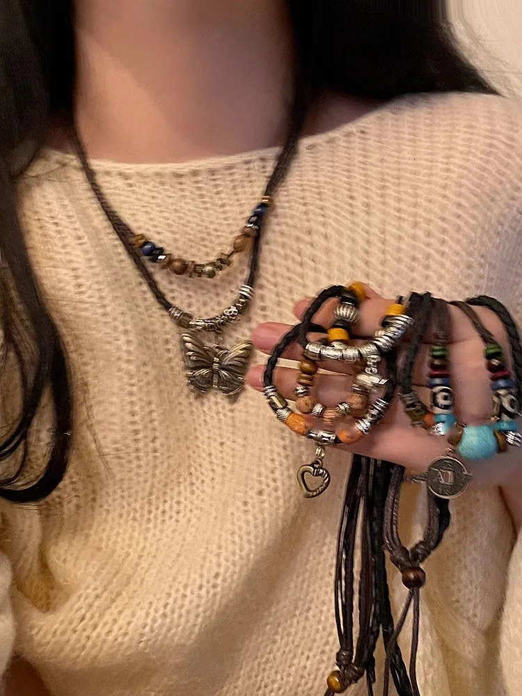 Chinese Ethnic Style Woven Rope Copper Coin Necklace With Female Feeling Crescent Collar Long Beaded Sweater Chain 251023