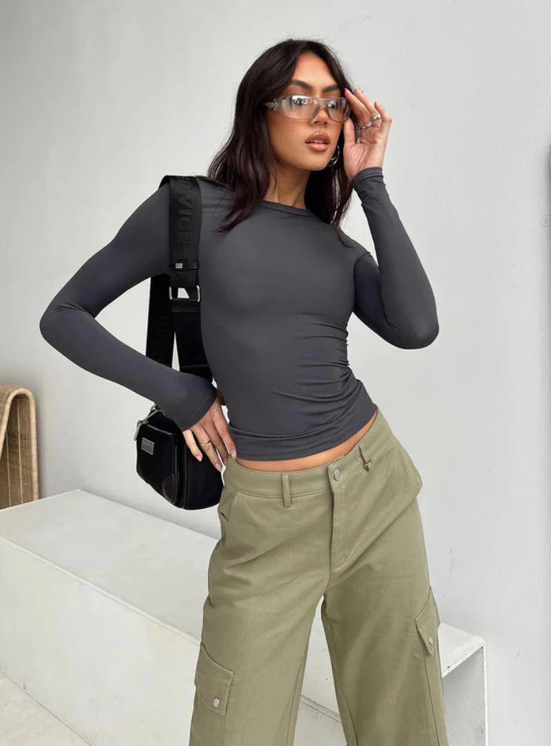 Womens Long Sleeved TShirt Spring And Autumn Solid Color Slim Fit Pullover Womens Basic TShirt Y2k Clothes Street Wear 251027
