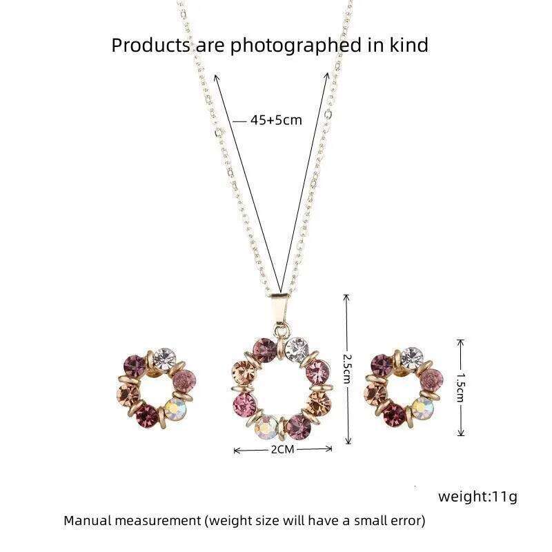 3Pcs Gold Necklace Earrings Set Ladies Celebrity Simple Fashion Style Exquisite Stained Glass Dia Circle Shape Jewelry
