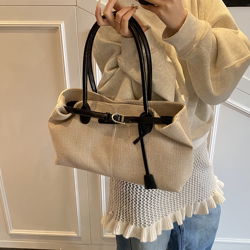 Free shipping designer bag Tote Bag for Women Summer New Trendy Handbag Underarm Bag Large Capacity Commuter Shoulder Bag