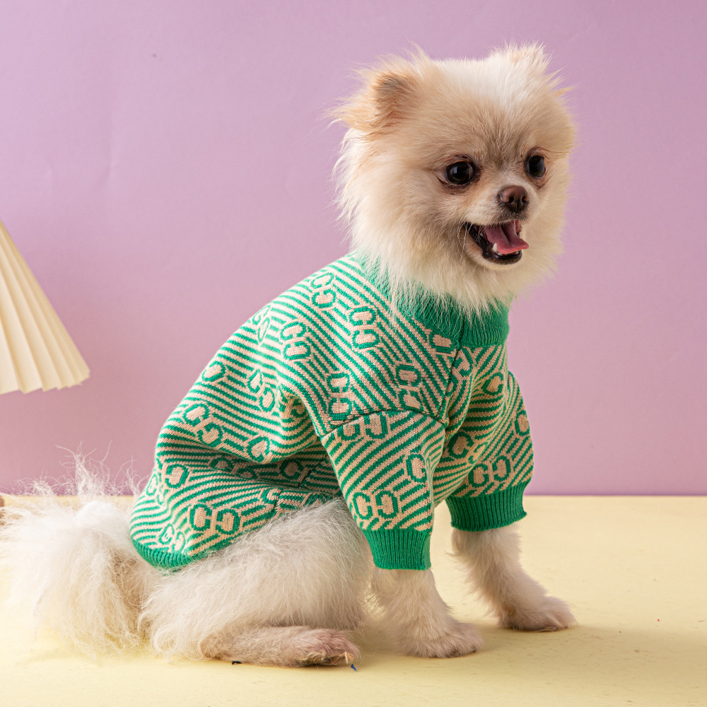 Designer Dog Sweater Green Pets Clothes for Small Medium Dogs Soft Warm Winter Classic Floral Pattern Puppy Clothes Cute Christmas Coat